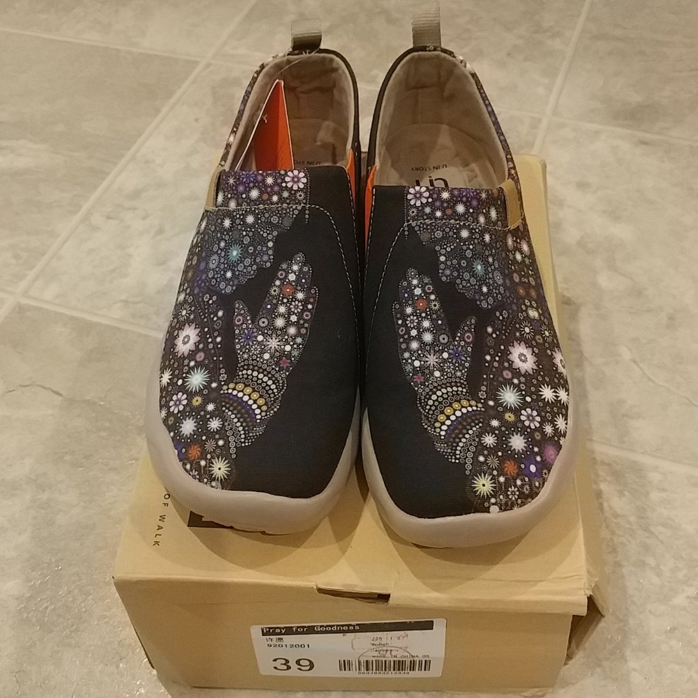 UIN Art Shoes